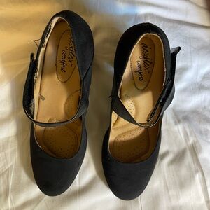 Dexflex Comfort Black Heels Size 8